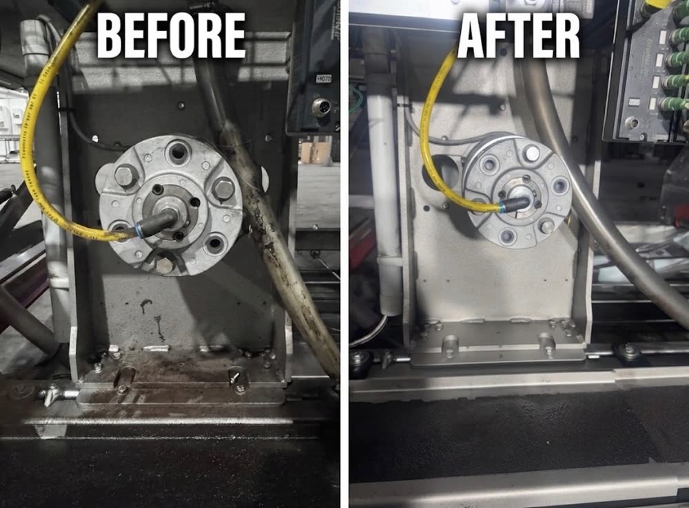 Before and after dry ice blasting: oily drive flange and mounting plate, then clean bare metal